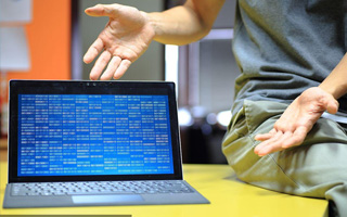 巴音郭楞蒙古 api php源码,下载的php源码怎么运行呢？